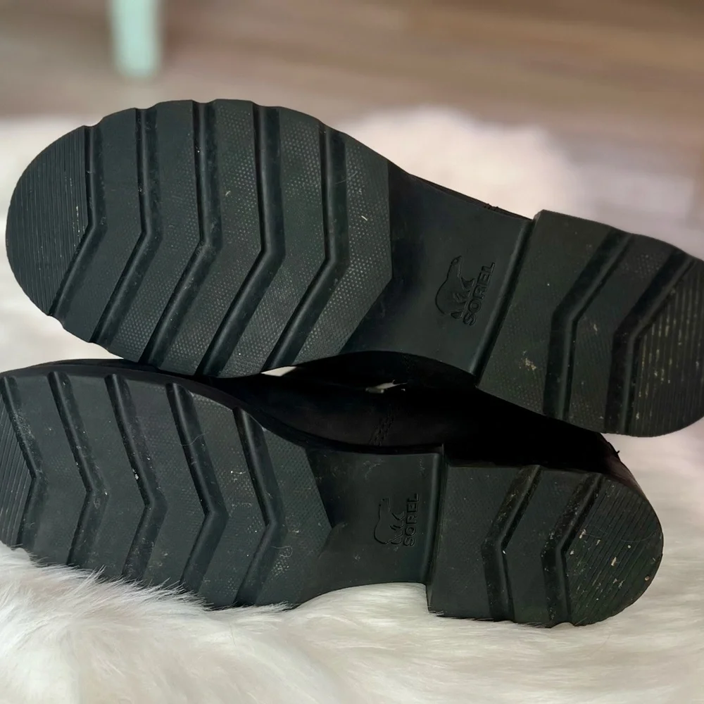 SOREL | Waterproof, Zip Leather Chelsea Boots - Picture 10 of 11